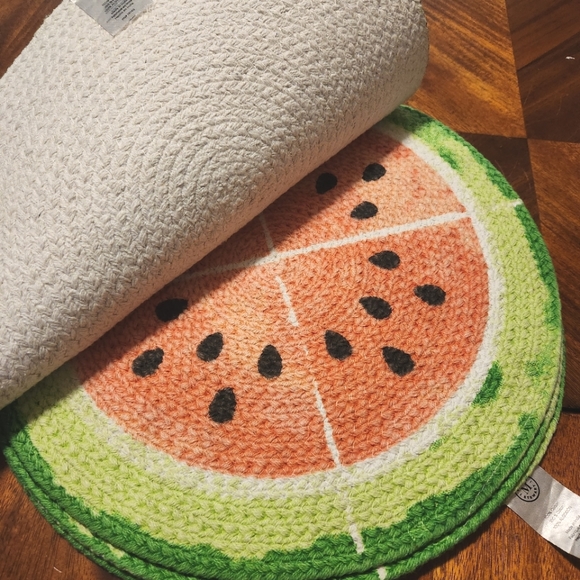 Martha Stewart Watermellon Placemats Set of 4 - Picture 5 of 7